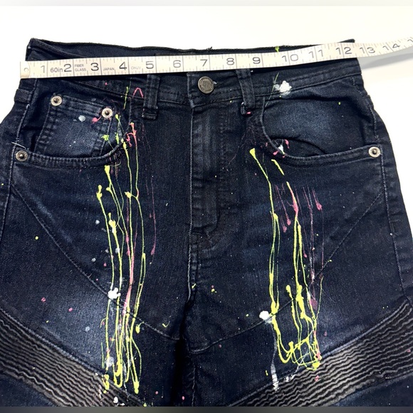 GS-115 Graffiti Destroyed Stretch Hip-Hop Urban MOTO Splatter Shorts Size 12 - Picture 2 of 6